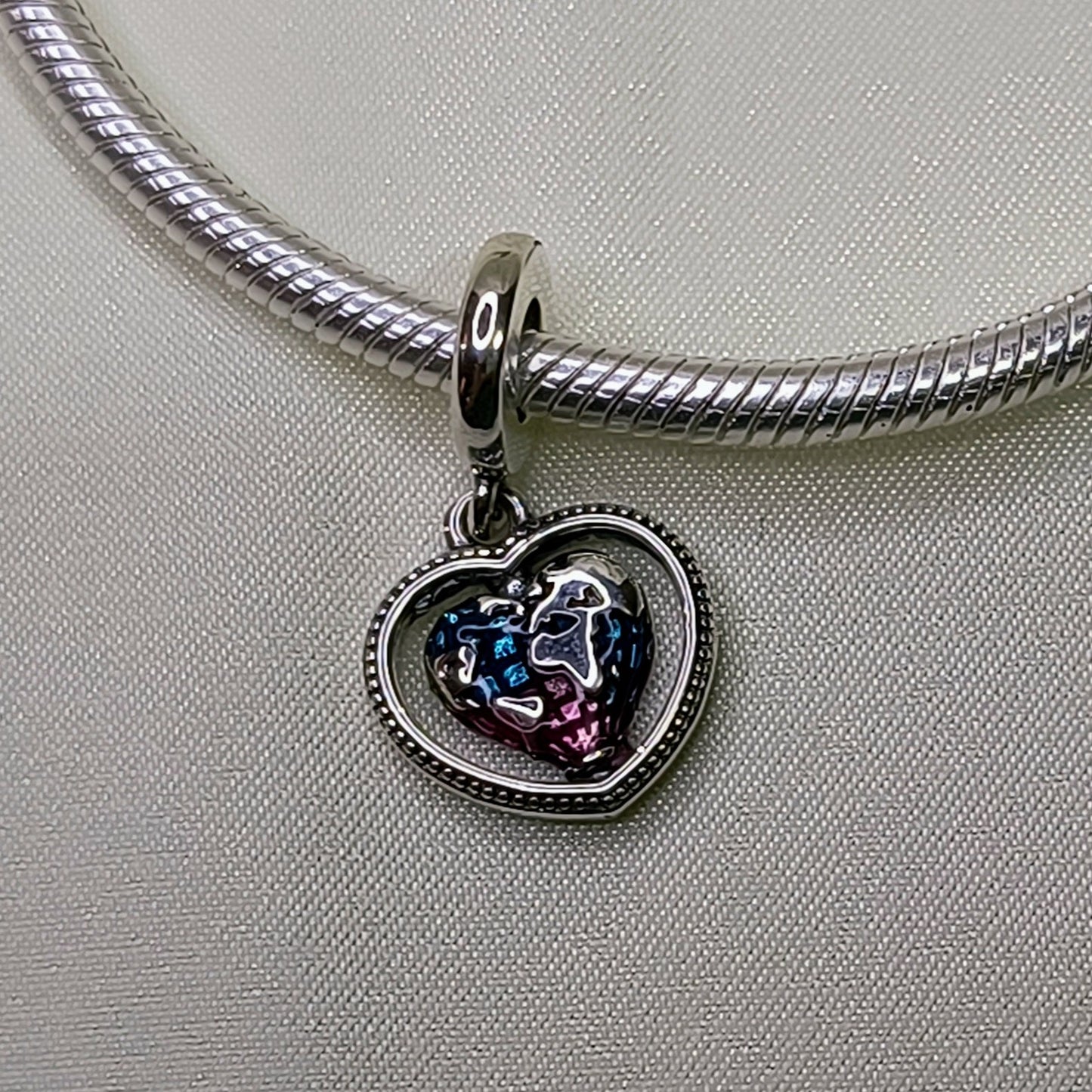 Charm Corazon de Planeta